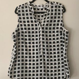 XL New York & Co. Sleeveless Blouse